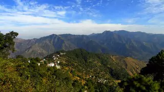 scenic aerial view of mountains in lansdowne